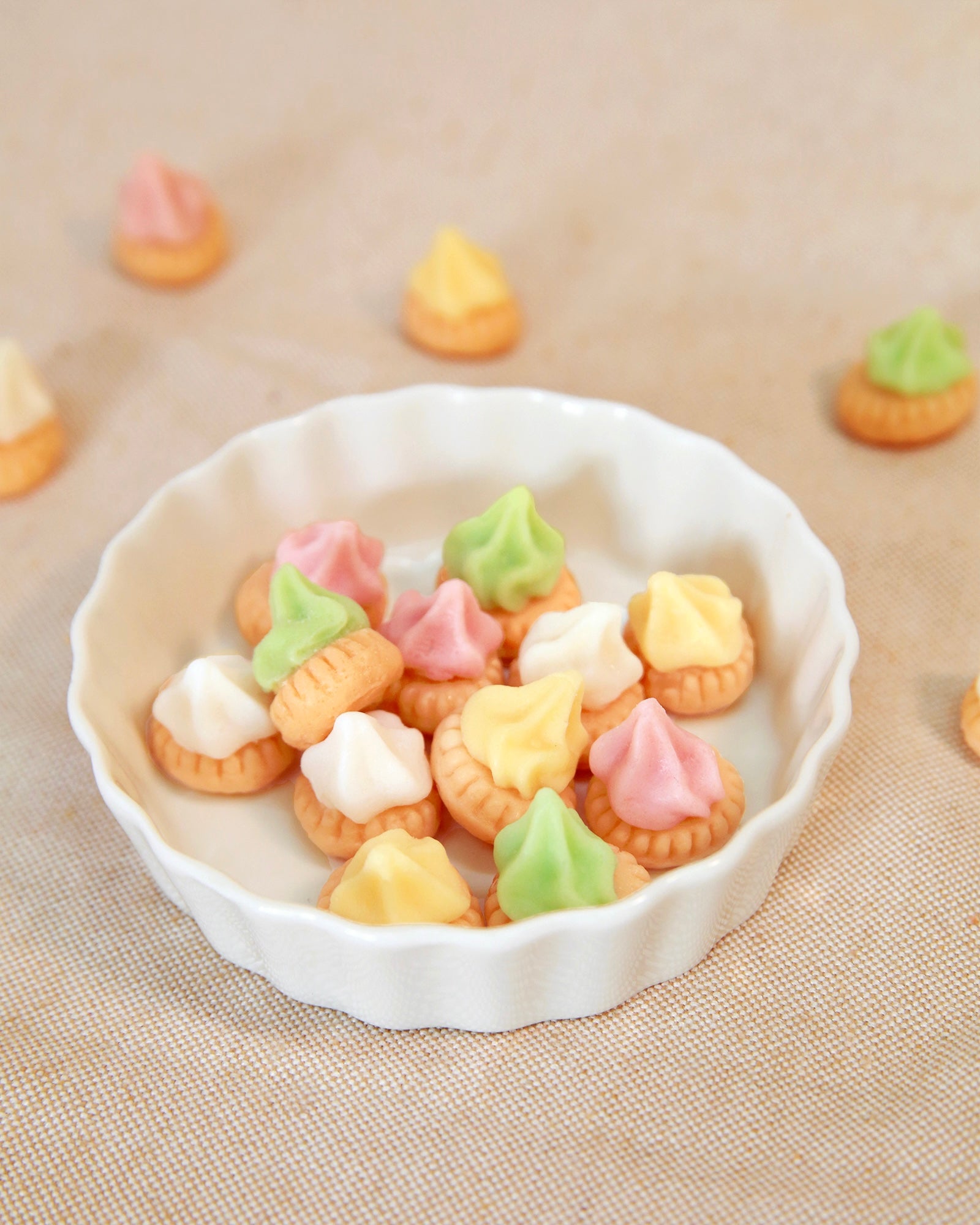 Iced_gem_biscuits_4.jpg