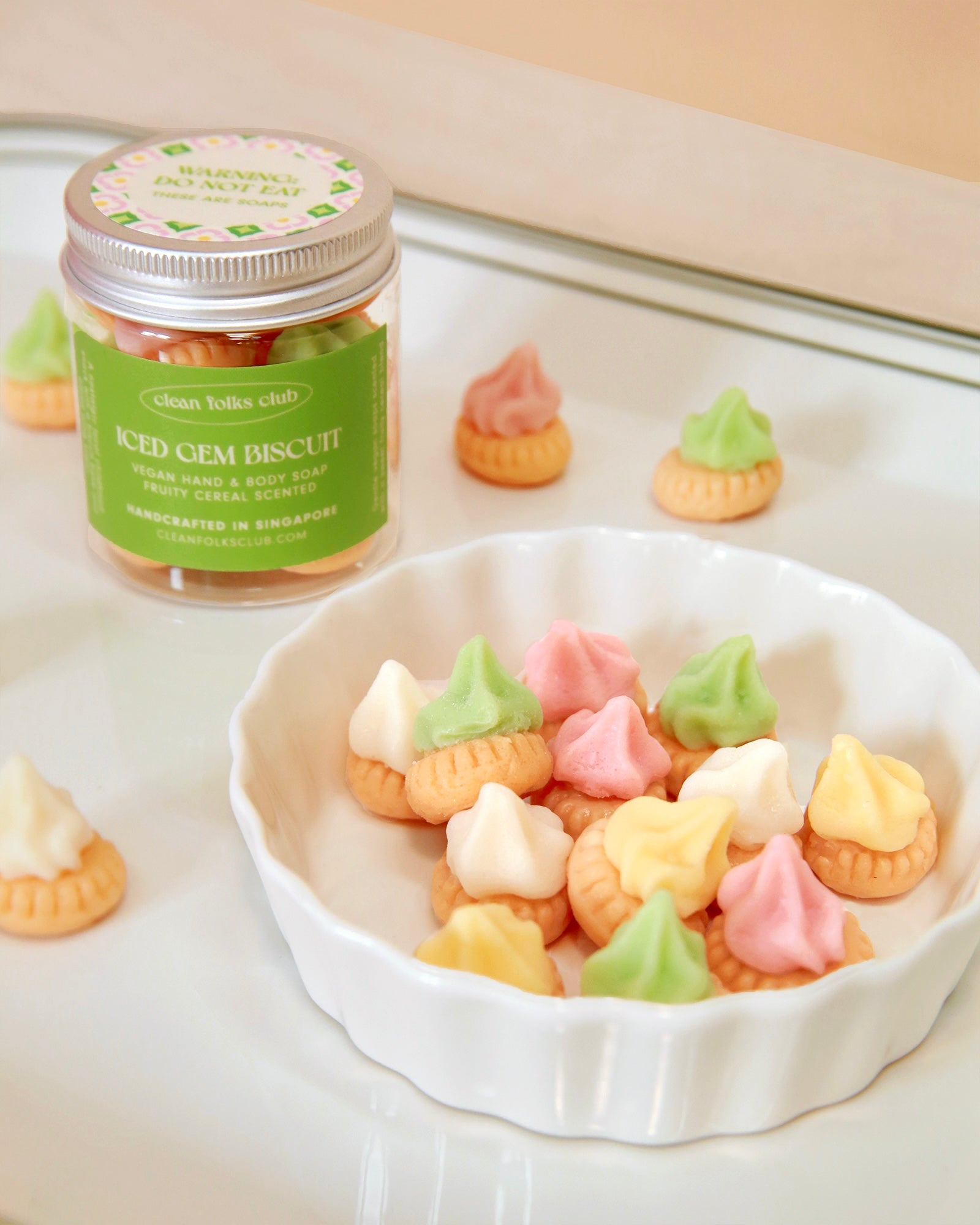 Iced_gem_biscuits_5.jpg