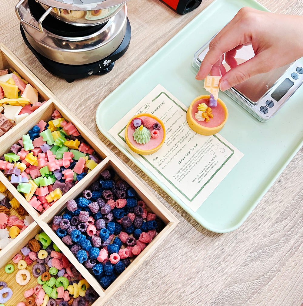 Tartlet_soap_decorating.jpg